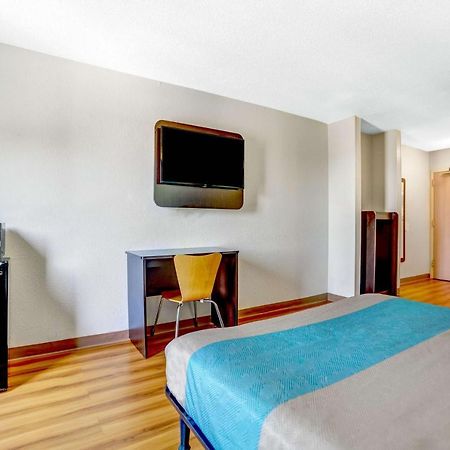 Motel 6-Raleigh, Nc - North エクステリア 写真