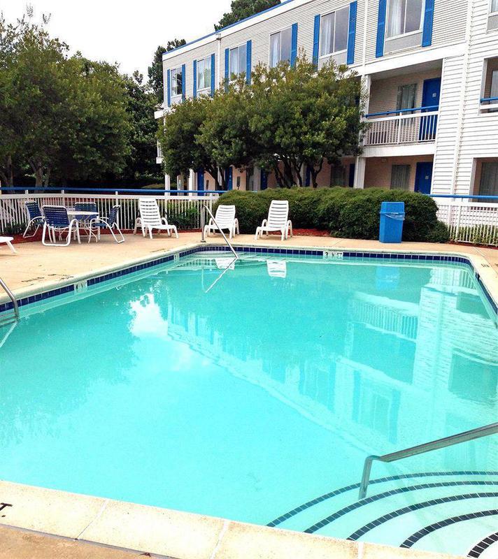 Motel 6-Raleigh, Nc - North エクステリア 写真