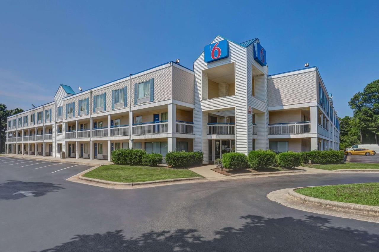 Motel 6-Raleigh, Nc - North エクステリア 写真