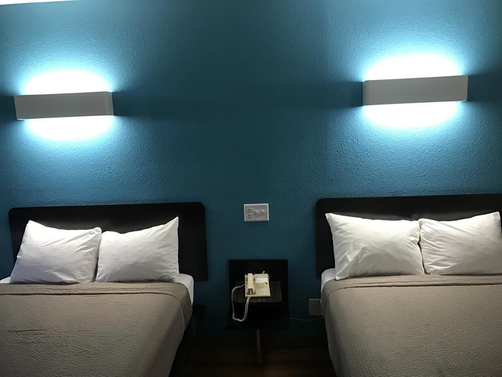 Motel 6-Raleigh, Nc - North エクステリア 写真