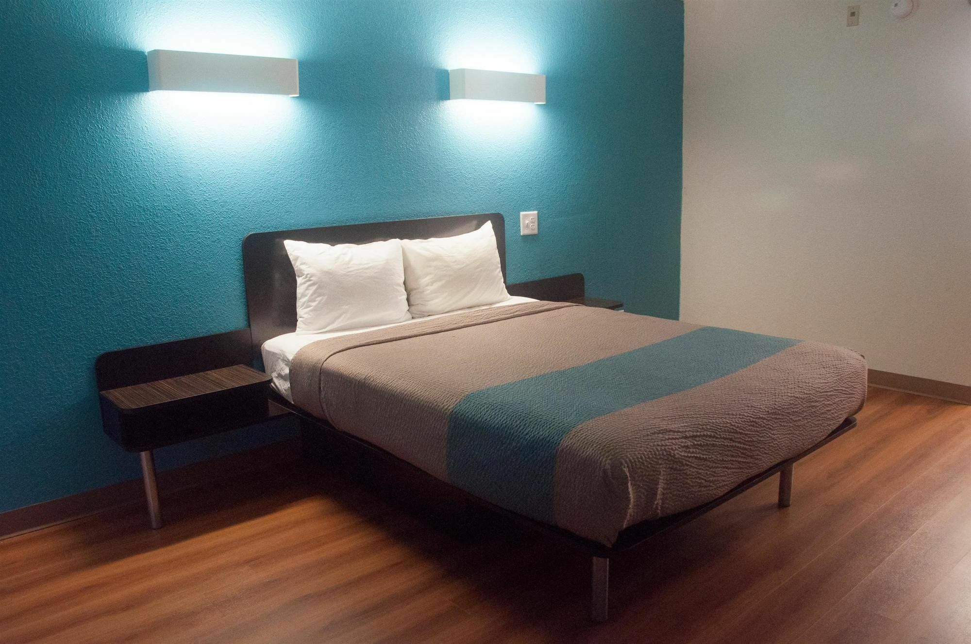 Motel 6-Raleigh, Nc - North エクステリア 写真